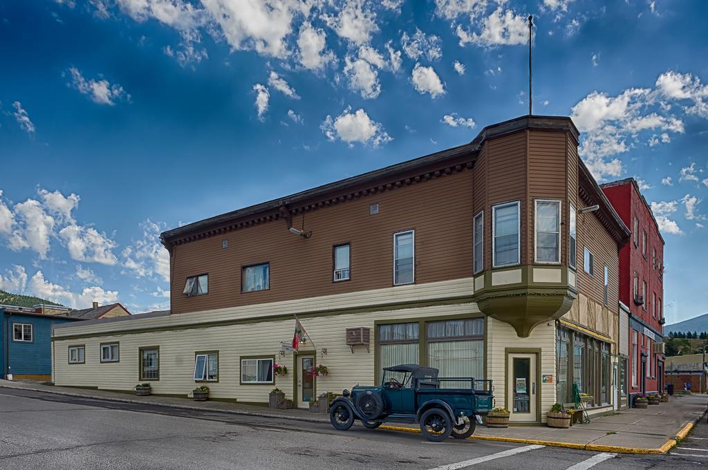 Country Encounters Accommodations Coleman Exterior foto